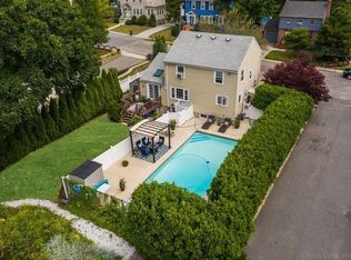 27 Grew Ave, Roslindale, MA 02131