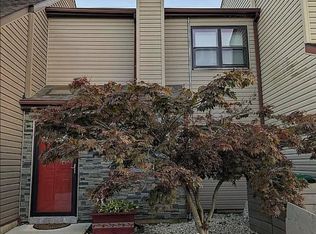 161 Valley Cir, Newark, DE 19711