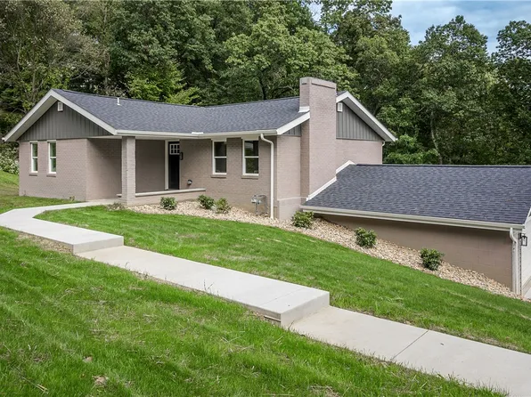2392 Ridge Road Ext, Ambridge, PA 15003