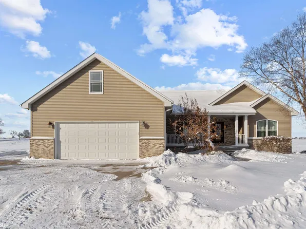 10557 173rd Ave, Middletown, IA 52638