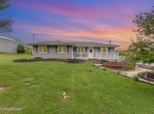8615 Old Heady Rd, Louisville, KY 40299
