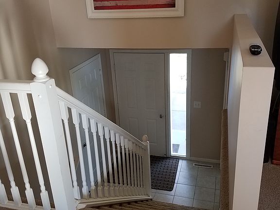 3rd image of 1105 S Harte Ave