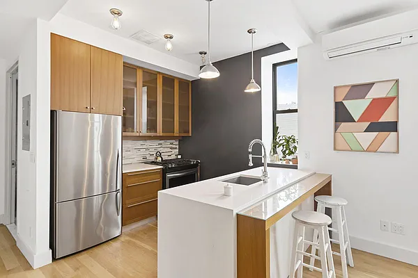 Rented by Compass | media 2