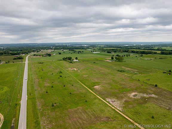 5th image of 30 S Highway 10