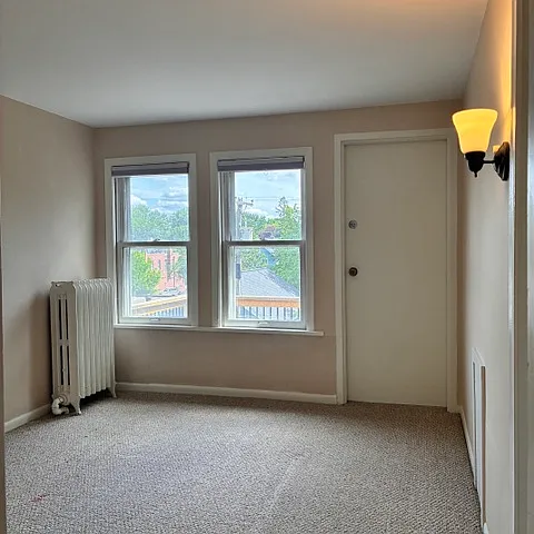 1688 Dayton Ave — Photo 8