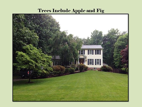 3rd image of 106 Plantation Ln