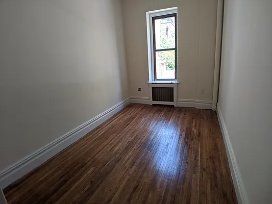 Rented by Guidance Realty Corp. | media 8