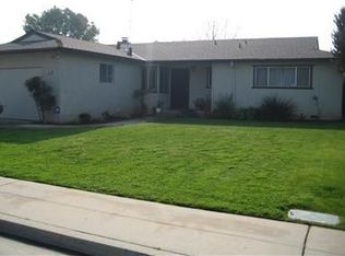 1668 Purvis Ave, Clovis, CA 93611