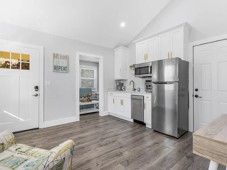 105 17th Ave S #1630 — Photo 9