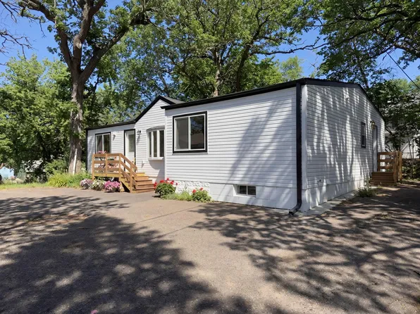 2291 5th Ct, White Bear Township, MN 55110