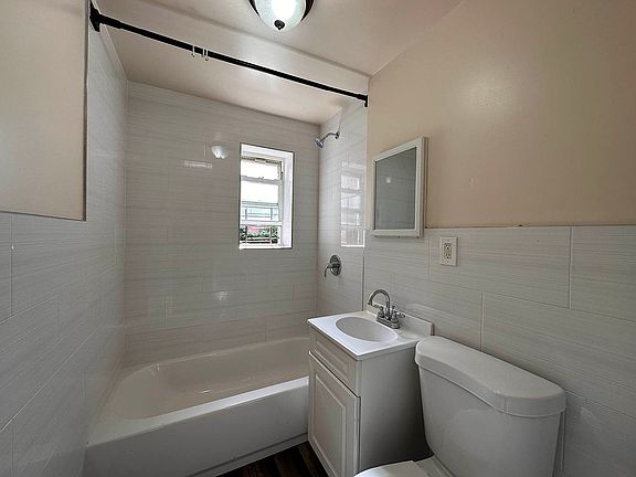 5th image of 91-21 195th St #3