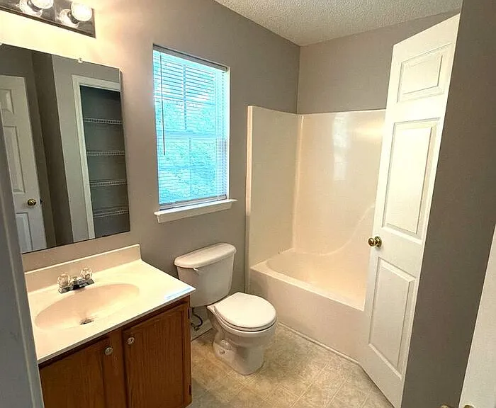6835 Trimbach Way — Photo 7