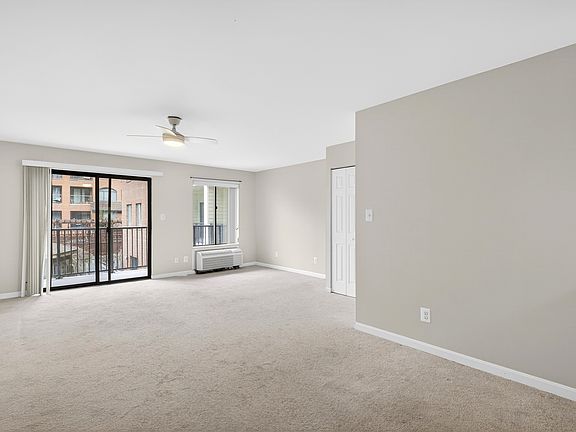5th image of 1020 N Stafford St APT 204