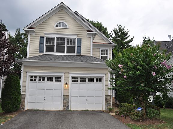 2nd image of 1651 La Salle Ave
