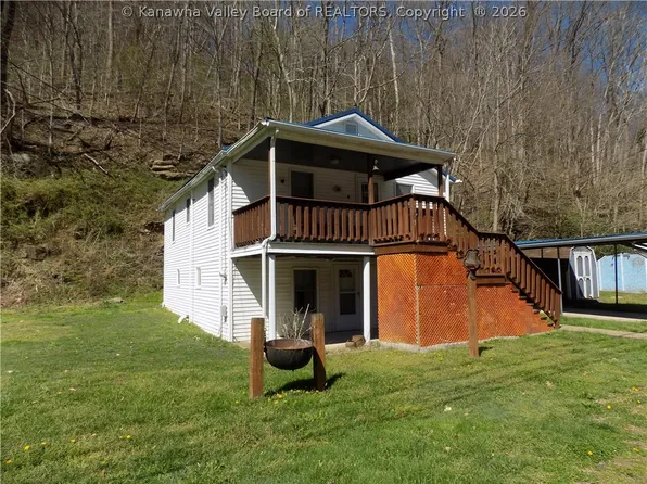 1823 Witcher Rd, Belle, WV 25015