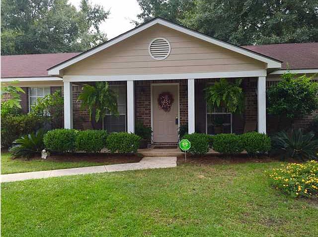1st image of 6261 Woodside Dr