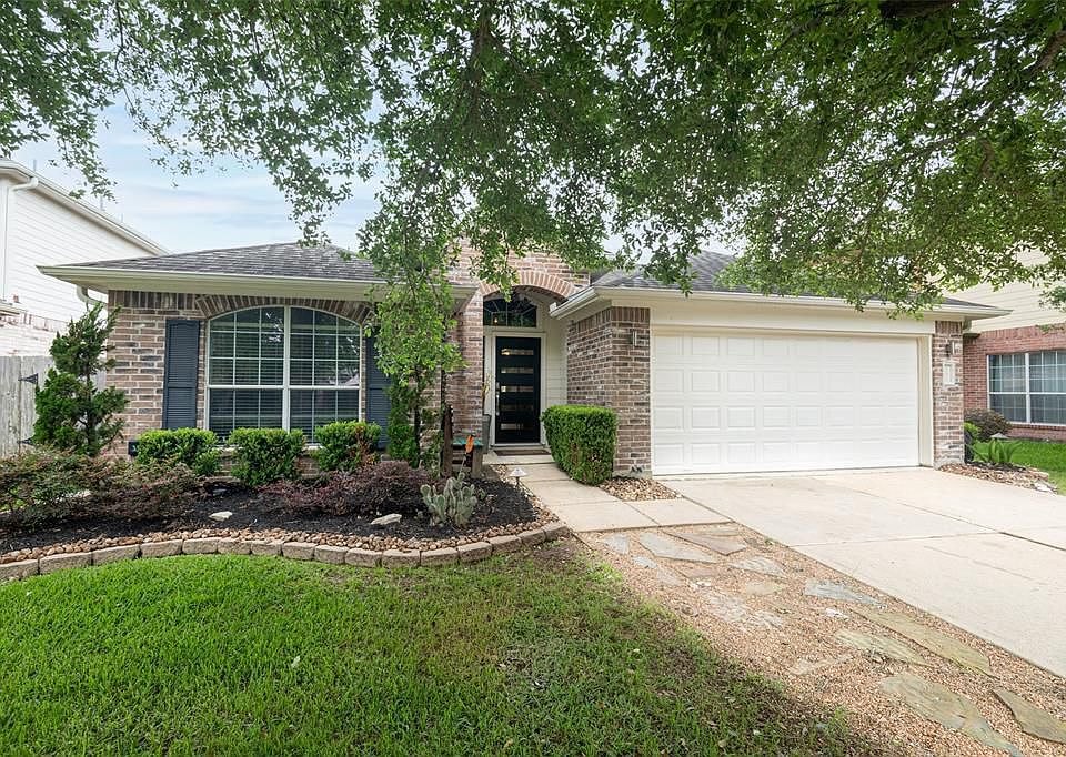 1st image of 25315 Sierra Woods Ln