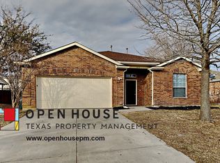 1313 White Dove Ln, Denton, TX 76210