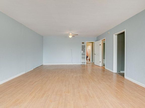 4th image of 3168-74 Franklin Ave