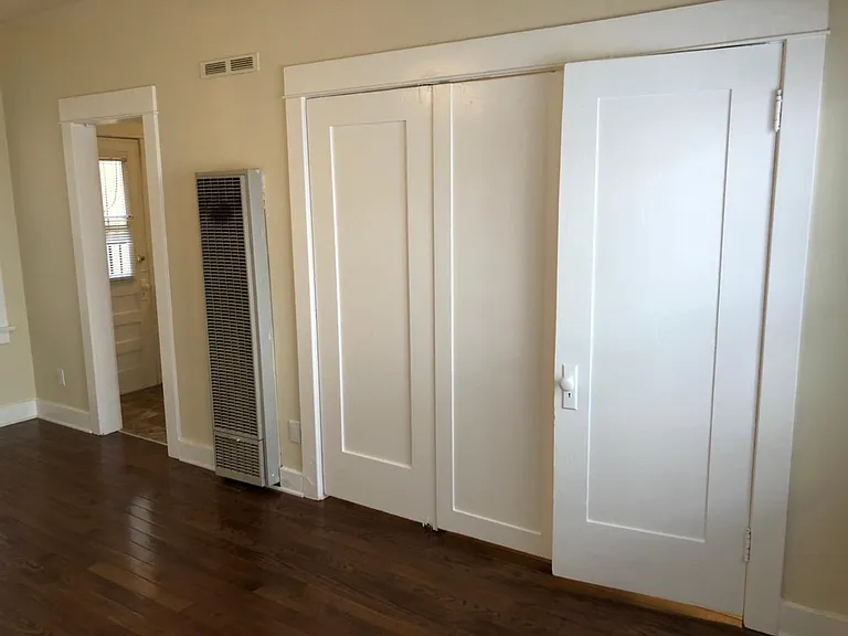 1334 E 2nd St #5 — Photo 6