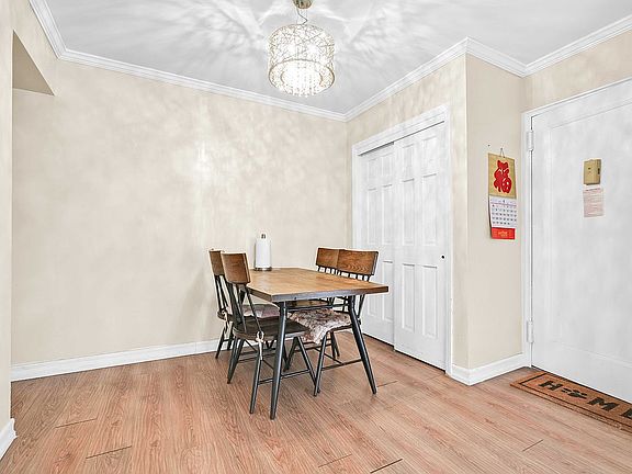 4th image of 26-21 Union St #4F