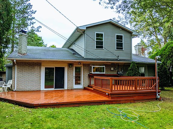 2nd image of 29571 Puritan St