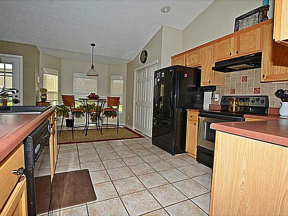 5th image of 1324 Mineral Lake Ct