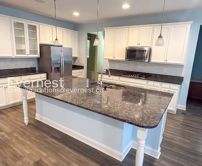 1735 Hudgins Farm Cir — Photo 5