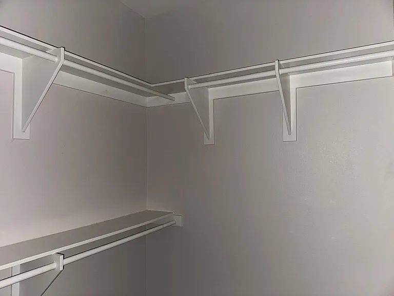 6002 Amir Dr — Photo 10
