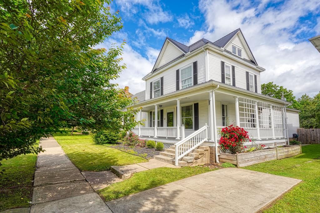 Real estate listing image