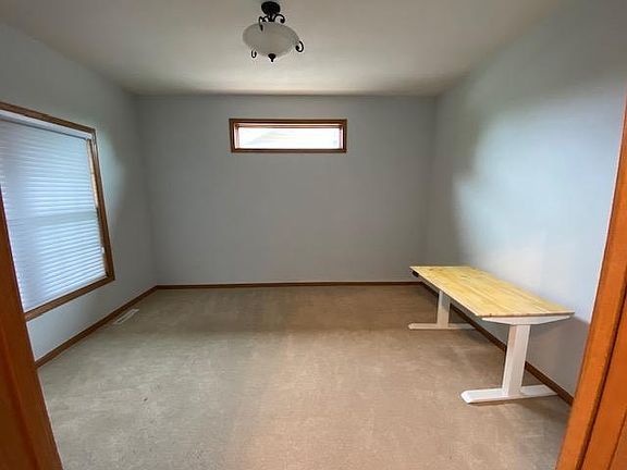 5th image of 2999 Hartwicke Dr