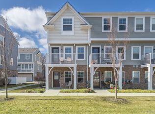 378 Glendale Ln, Ferndale, MI