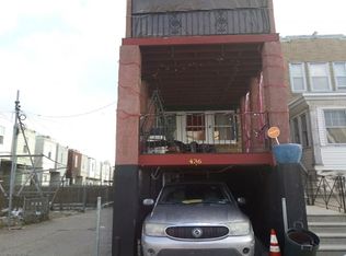 436 E Rockland St, Philadelphia, PA 19120