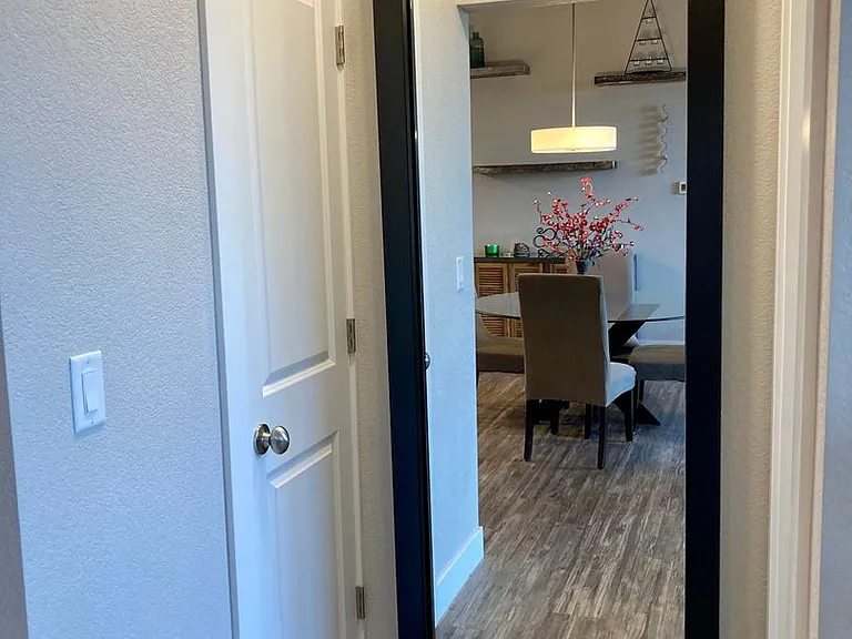 2751 Iowa Dr #301 — Photo 8