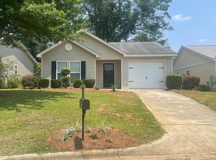 143 Mayberry Ln, Dothan, AL 36305