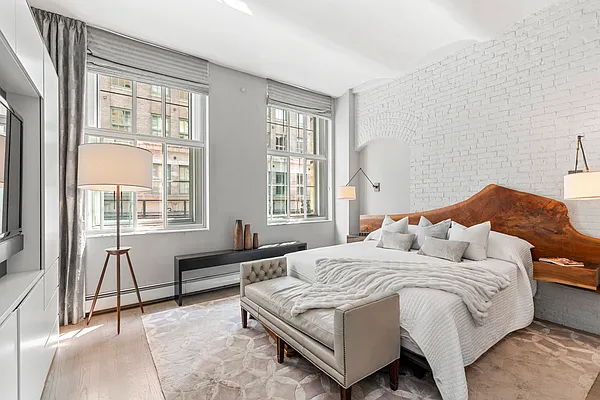 Sold by Douglas Elliman | media 8