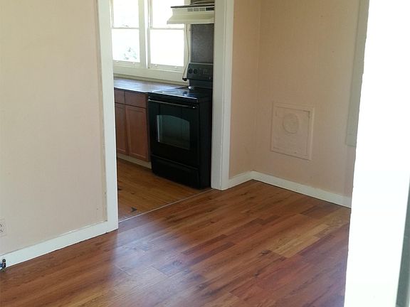 4th image of 275 Big Burn Cir