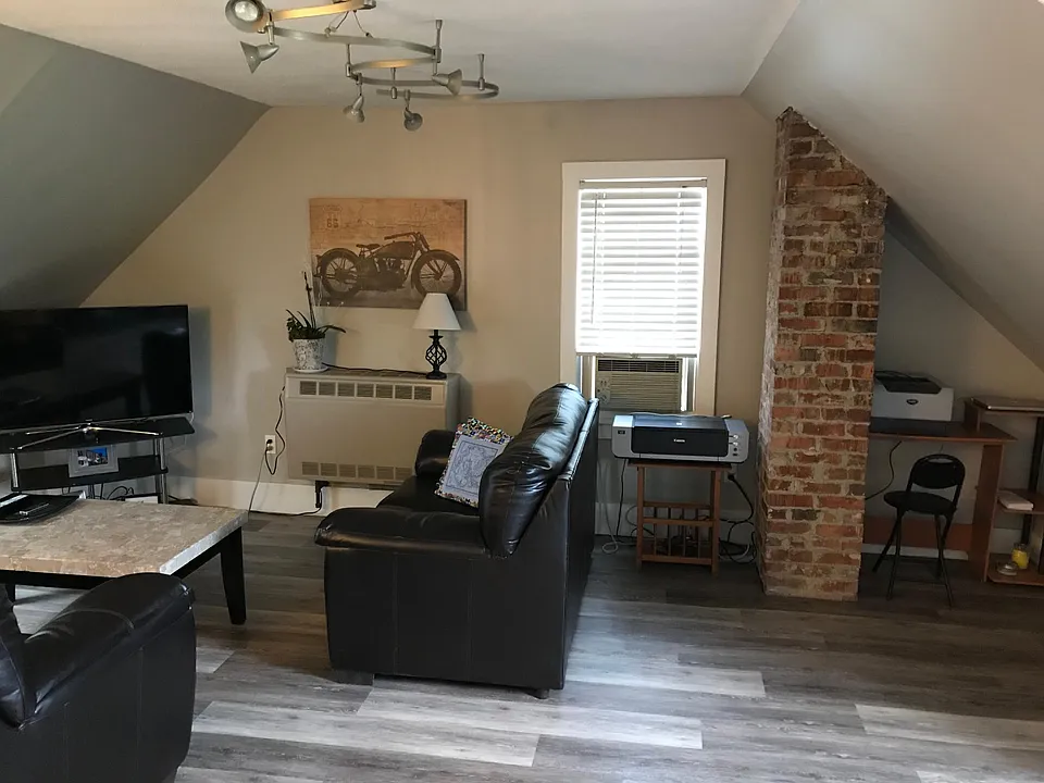 710 Broadway #2