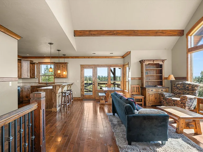 316 W Austin Rd — Photo 16