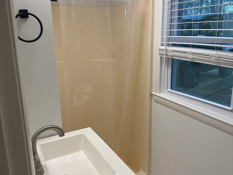 436 Lillian Dr #B — Photo 6