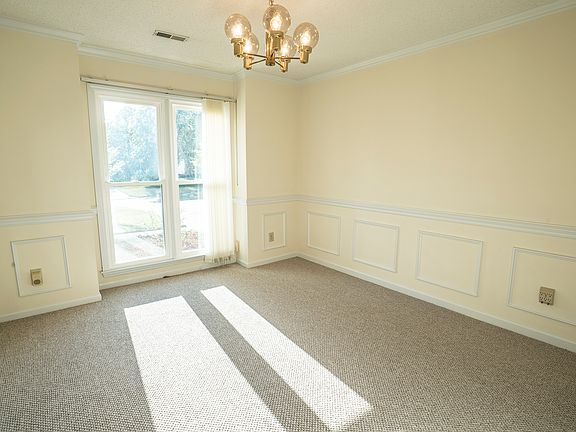 4th image of 409 Withershinn Dr