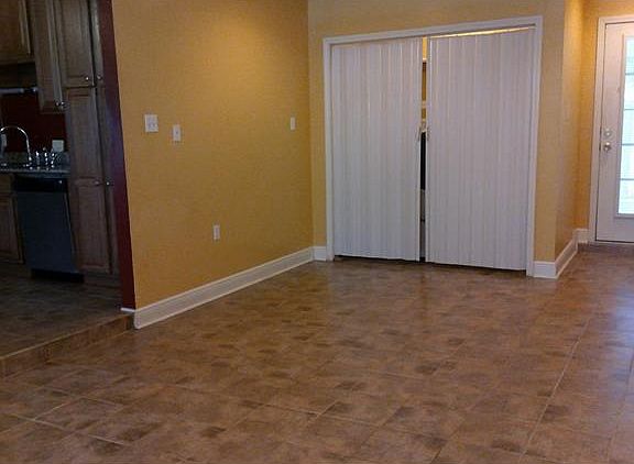 3rd image of 3437 W Loyola Dr