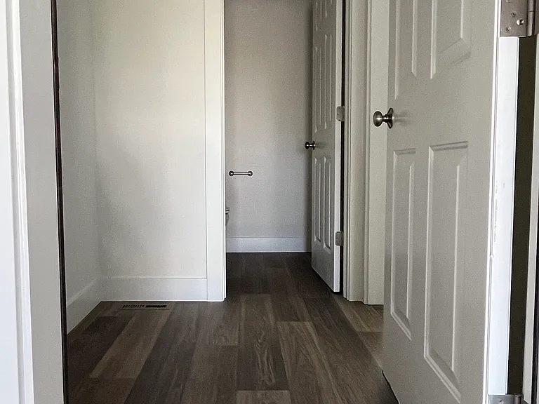 129 Madison Dr — Photo 13