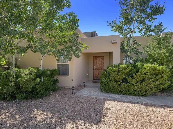 713 Calle Beatrice, Santa Fe, NM 87501