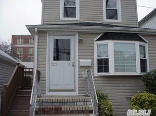 22211 92nd Rd, Queens Village, NY 11428