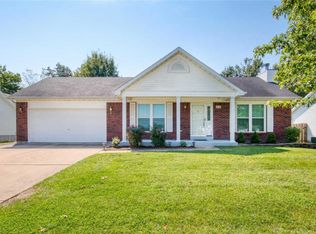 1446 Chambers Dr, O'Fallon, MO 63366