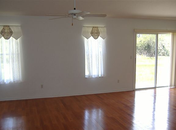 2nd image of 2429 Abalone Blvd