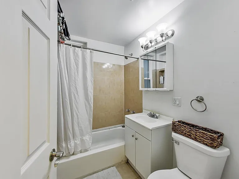 3618 W Dickens Ave #1 — Photo 13