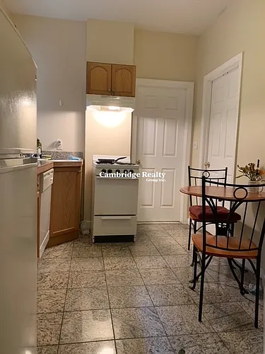 38 Hemenway St #7T Photo 1