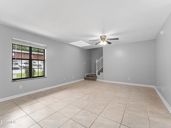 4th image of 2702 Sood Rd APT 3